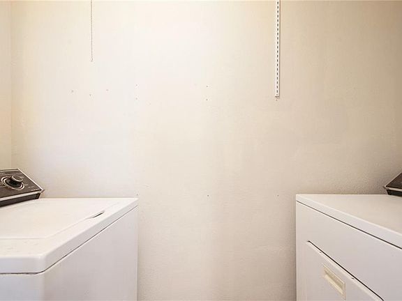 5th image of 4706 Shoalwood Ave #A