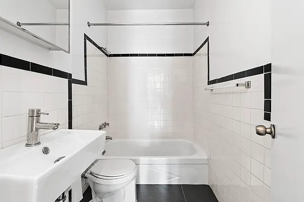 Rented by Douglas Elliman | media 23