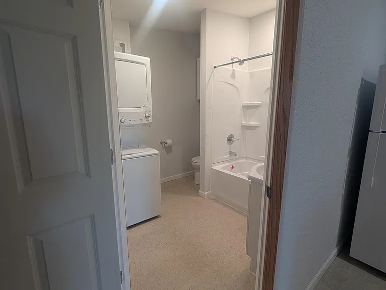 115 Woodland Ave #1/2-B — Photo 7