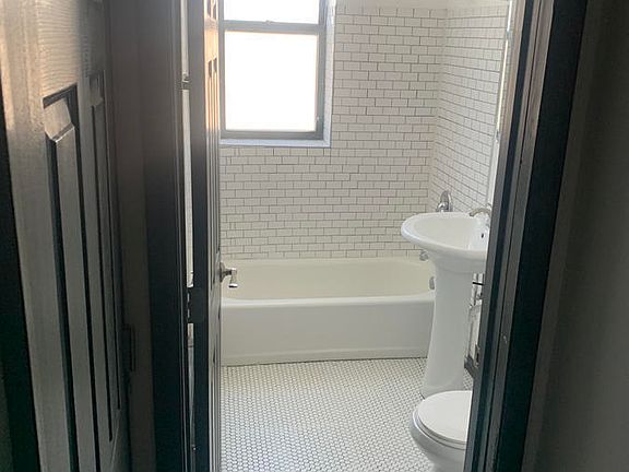 5th image of 5939 S Michigan Ave APT 3