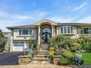 3101 Lonni Ln, Merrick, NY 11566