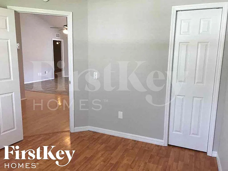 11764 Shirburn Cir — Photo 13