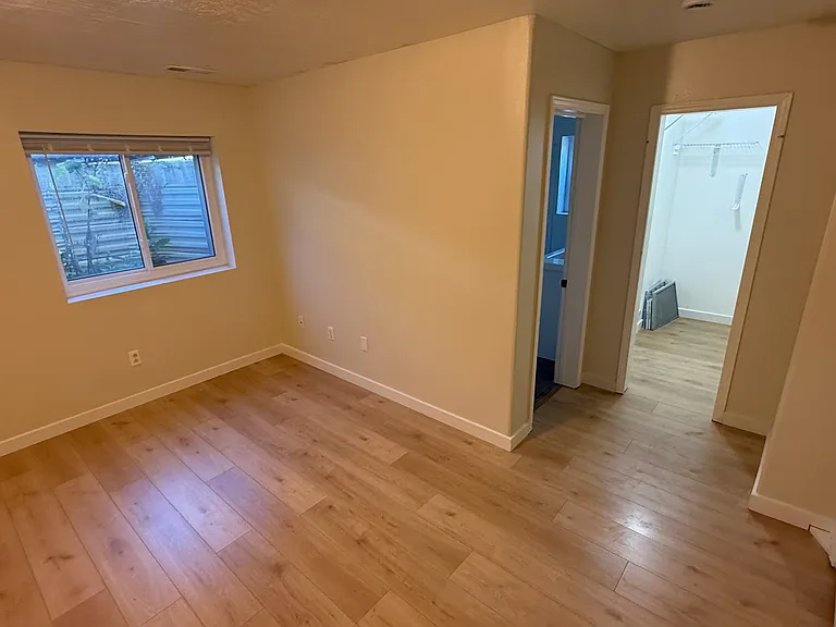 1184 N 850 E — Photo 8