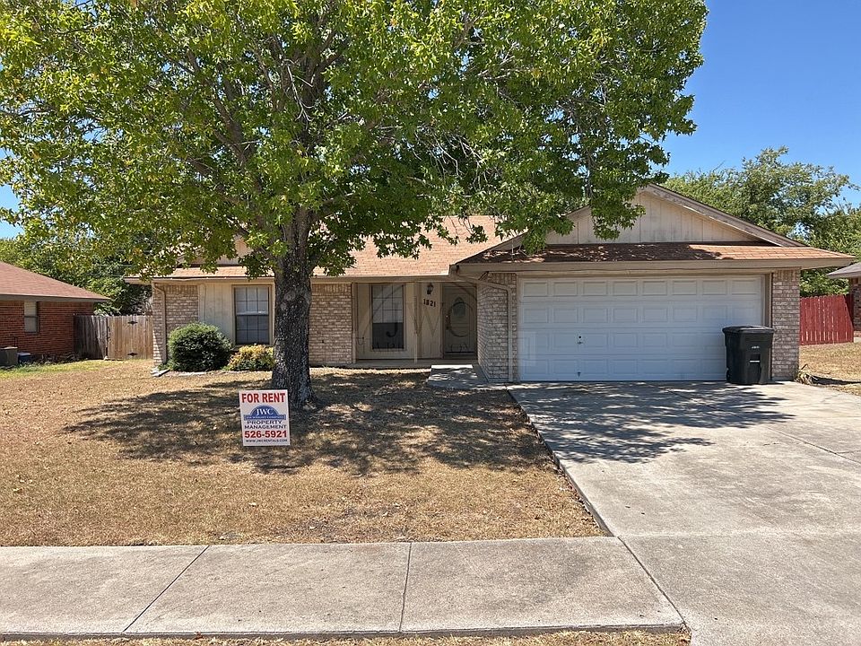 1st image of 1821 Sundown Dr