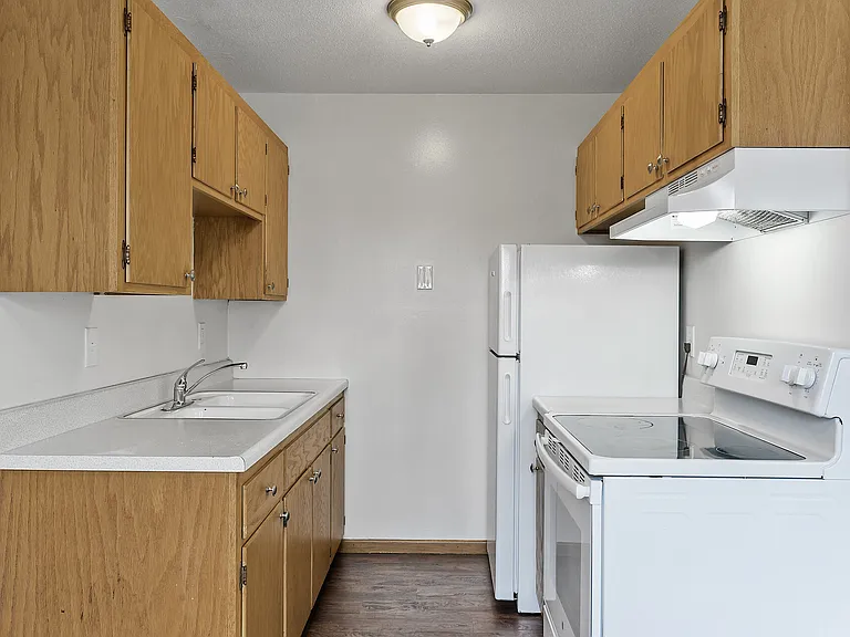 3541 13th Ave S #11 — Photo 3