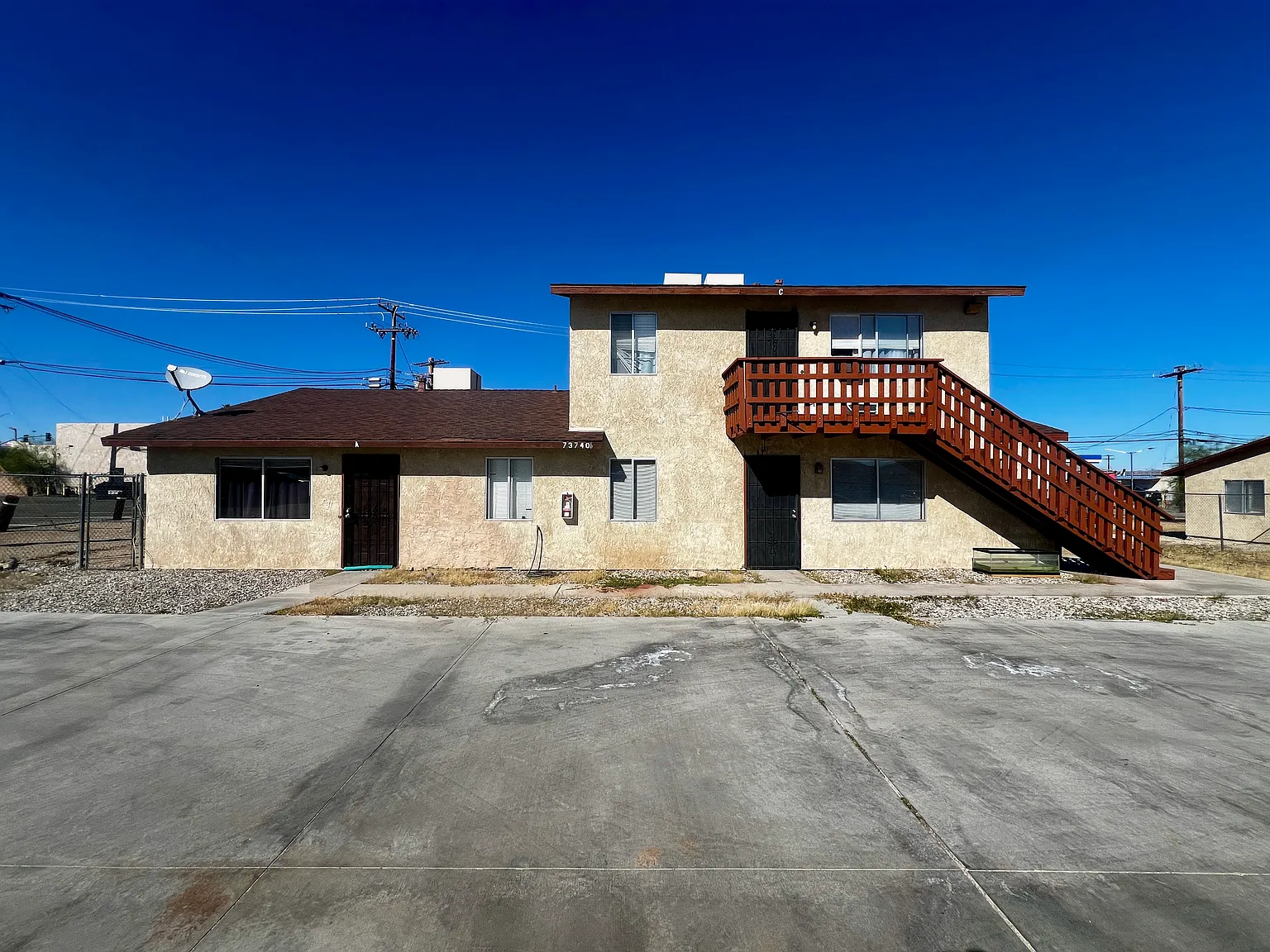 2 bed, $1,050 — Photo 1