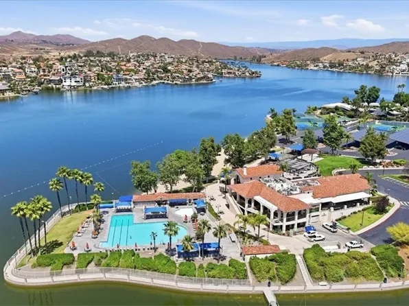 22346 Canyon Club Dr, Canyon Lake, CA 92587