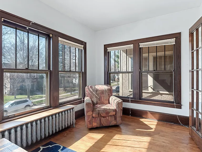 2539 Fillmore St NE — Photo 13