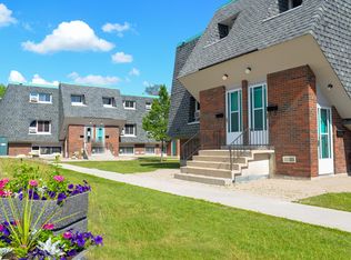 88 SouthPark Drive, Winnipeg, MB R3T 2M1