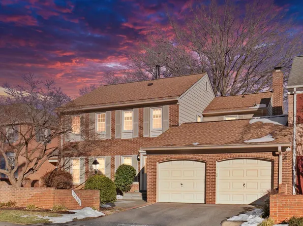 10283 Gainsborough Rd, Potomac, MD 20854