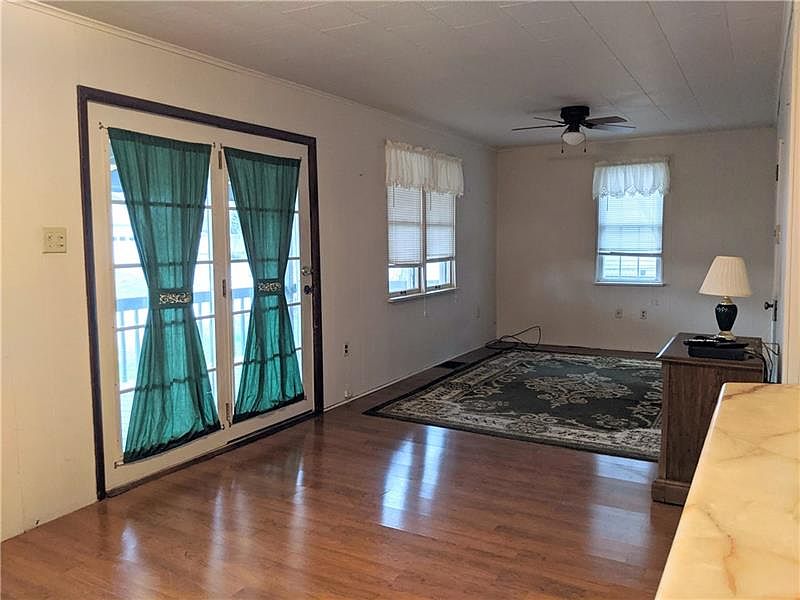 300 Narrows Rd, Connellsville, PA 15425 Zillow