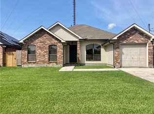 3220 Elmwood Park Dr, New Orleans, LA 70114