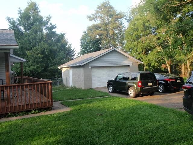 2nd image of 129 Shumsky Ln