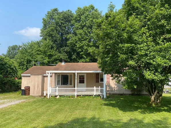 30 Sutton Ln, Goshen, OH 45122