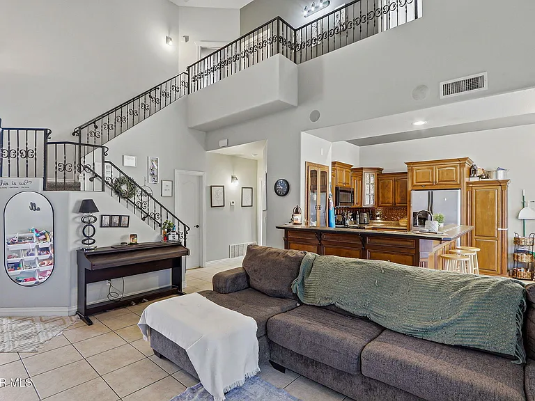 11620 Saint Thomas Way — Photo 5