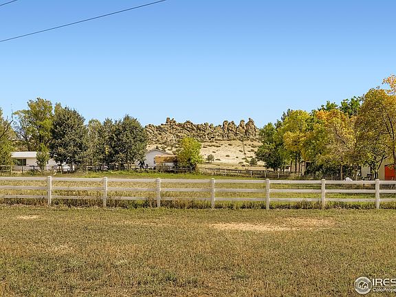 2nd image of 3604 Glade Rd