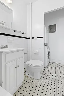 Rented by Cooper & Cooper Real Estate | media 10