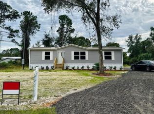 113 Palmland Ave, Satsuma, FL 32189