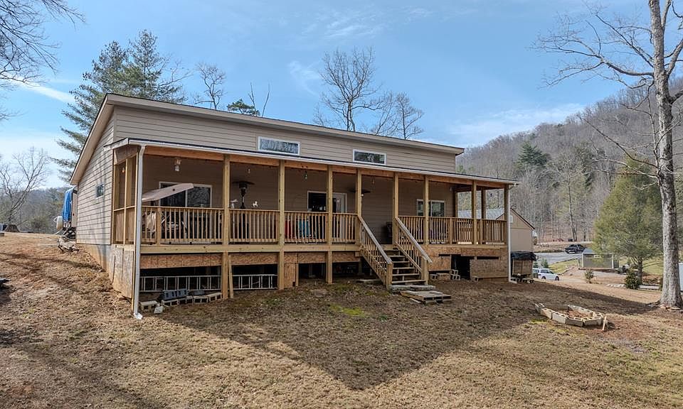 1st image of 39 Grackle Rd