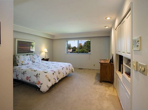 2nd image of 4903 123rd Pl SE