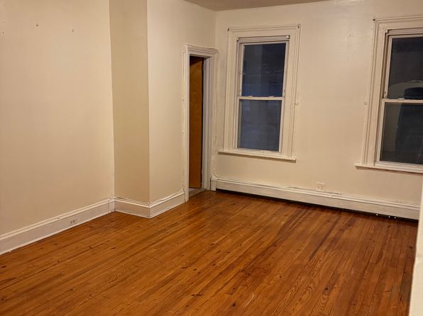 395 Totowa Ave FLOOR 2