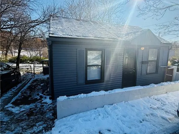 11603 E Simpson Ave, Independence, MO 64054