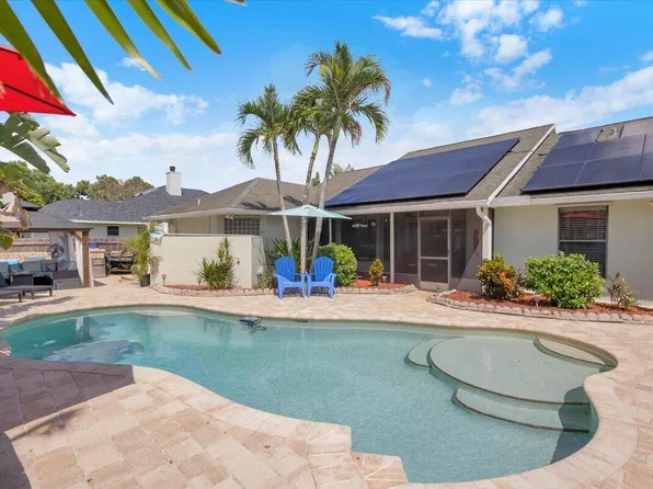 568 SE NOME Drive, Port St Lucie, FL 34984