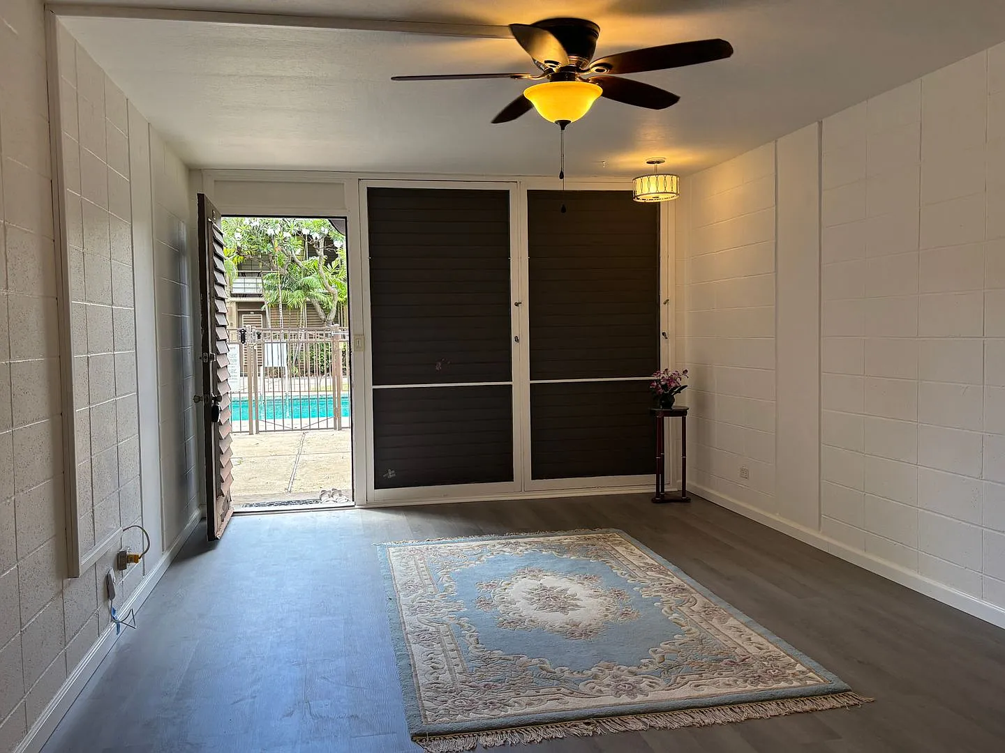 Makiki 1 Bedroom, New Flooring, Ground Floor — Photo 3