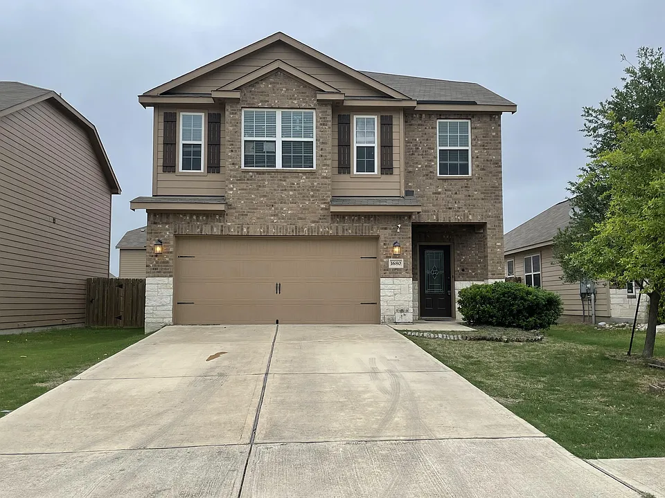 1680 Breanna Ln