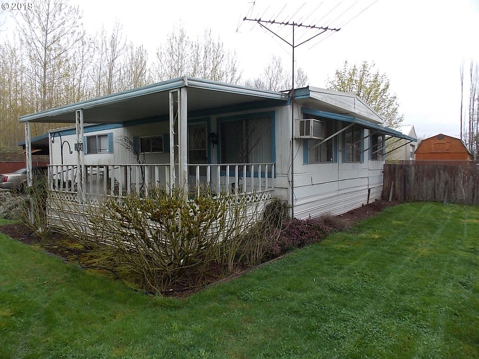2nd image of 413 Waddell Ave