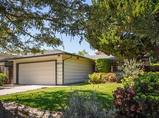 2070 Monterey Ave, Menlo Park, CA 94025