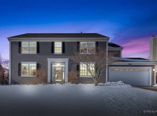 1004 Nighthawk Way, Cary, IL 60013