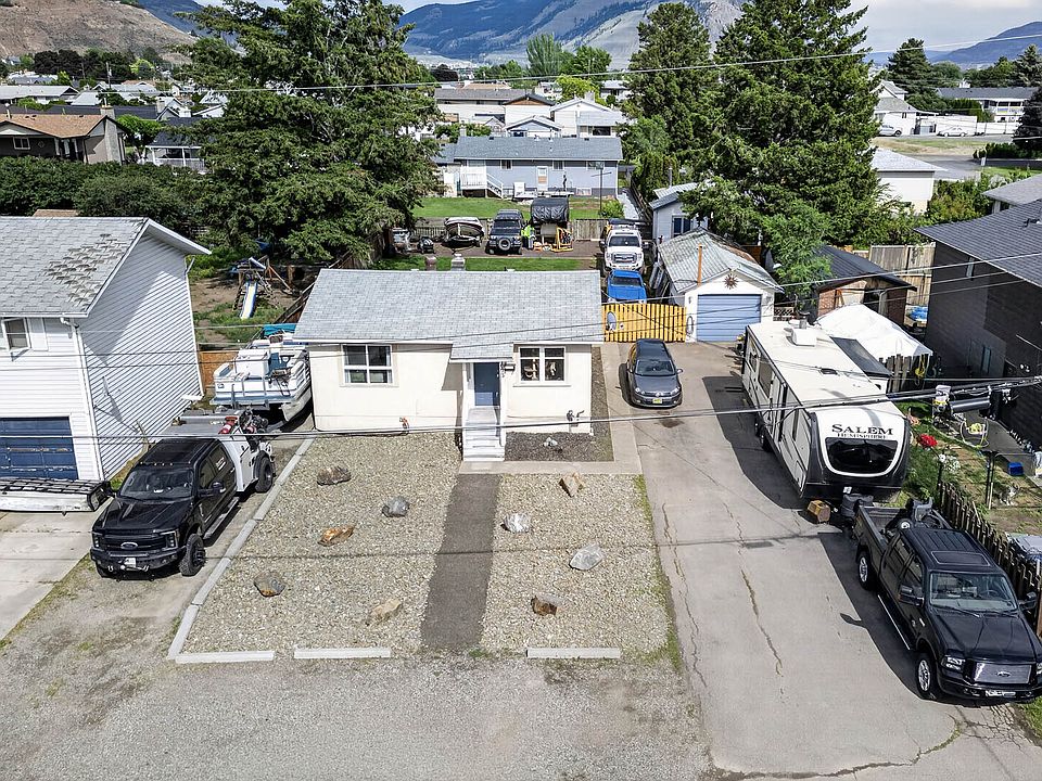 1st image of 1023 Laroque St