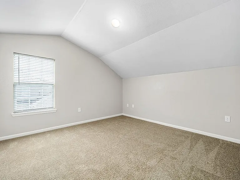 Maple Village Apartments — Photo 127