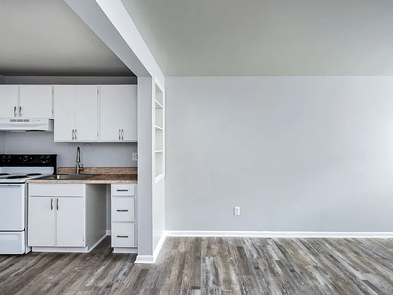 Riverview Place — Photo 14