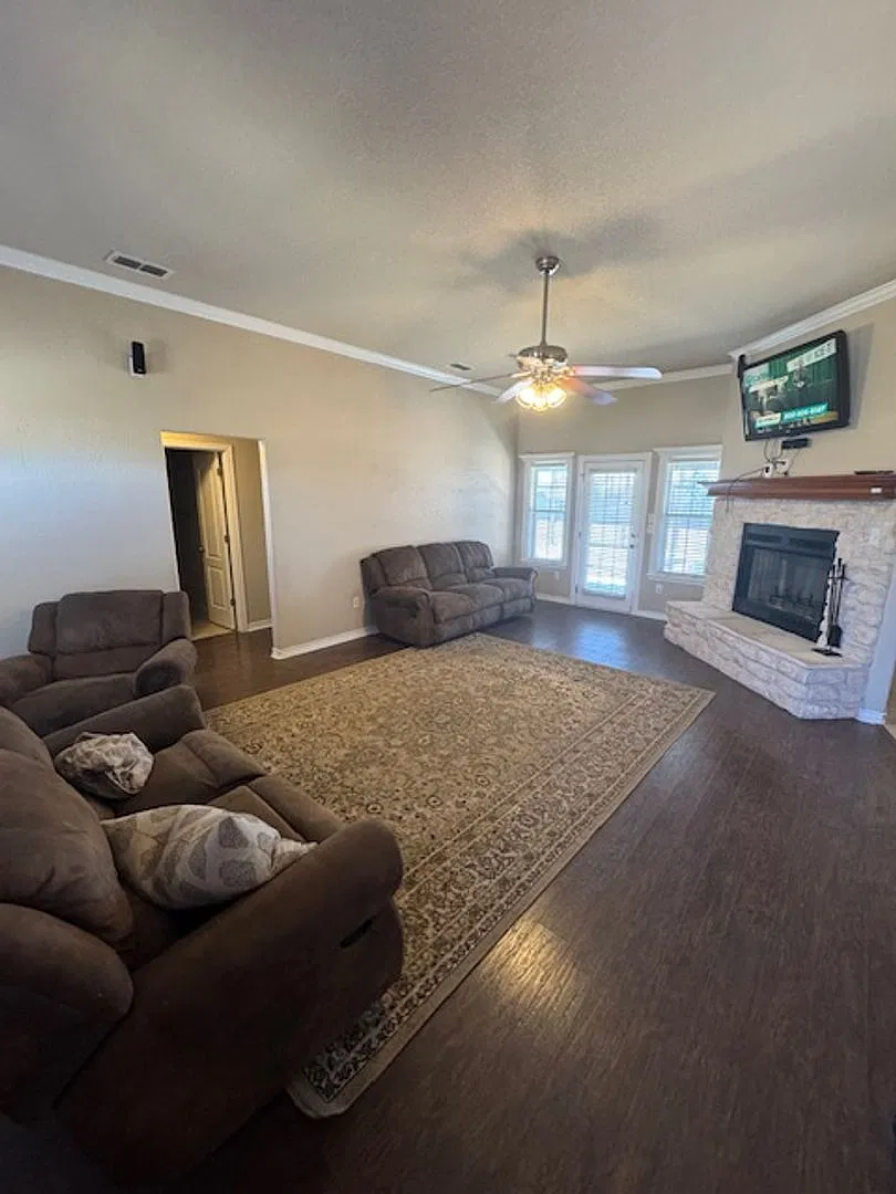 134 Prairie Harvest Rd — Photo 3