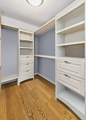 Sold by Compass | media 14