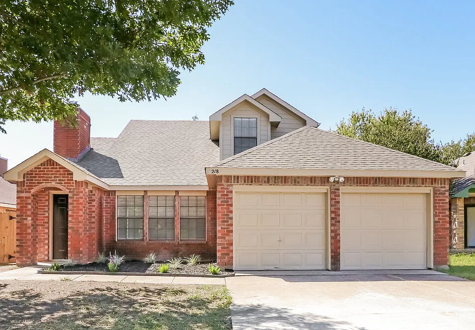218 Mahogany Dr