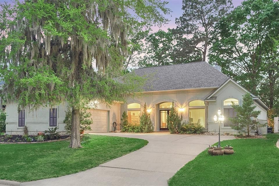 1st image of 46 Edgewood Dr