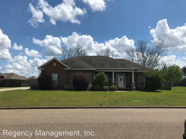 100 Grey Fox Trl, Enterprise, AL 36330