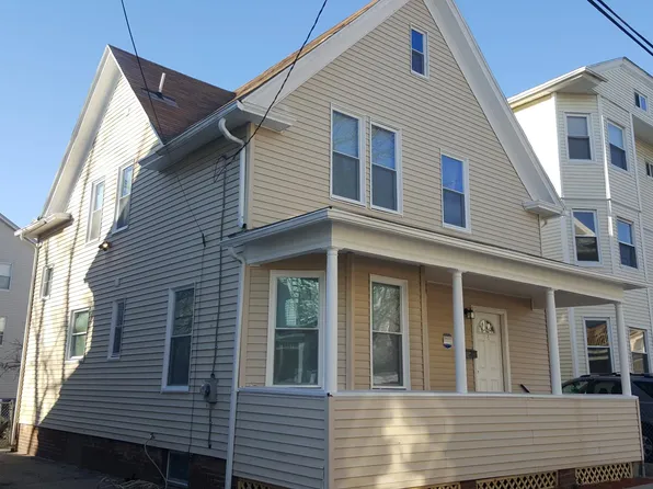 24 Frederick St, Providence, RI 02908