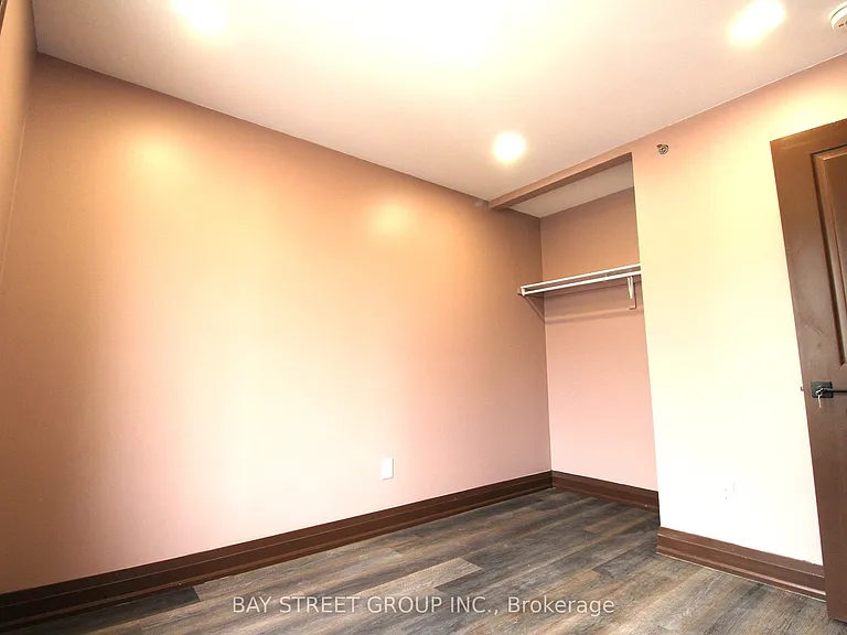 108 Chatham Ave — Photo 7