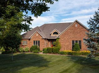 5000 Buggy Ln, Lexington, KY 40516