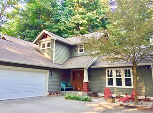 7445 NE Hidden Cove Rd, Bainbridge Island, WA 98110
