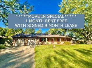 3 Saint Joseph Dr, Lebanon, IL 62254