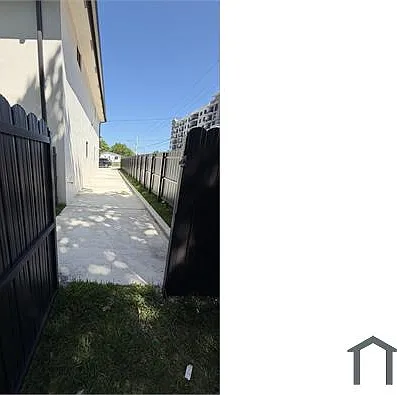 18340 SW 102nd Pl — Photo 9