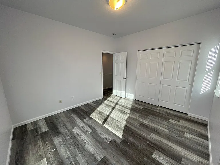 850 Saffron Dr — Photo 15
