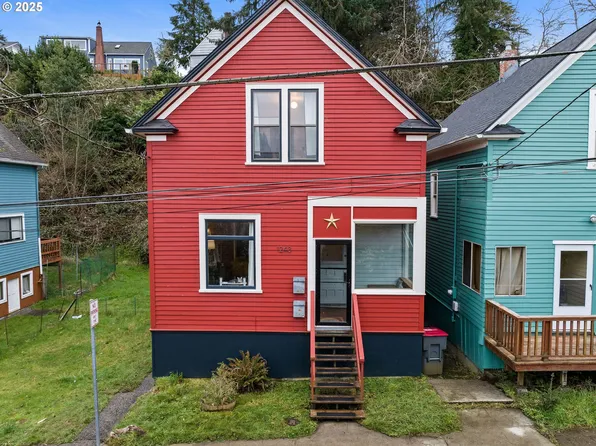 1243 Grand Ave, Astoria, OR 97103