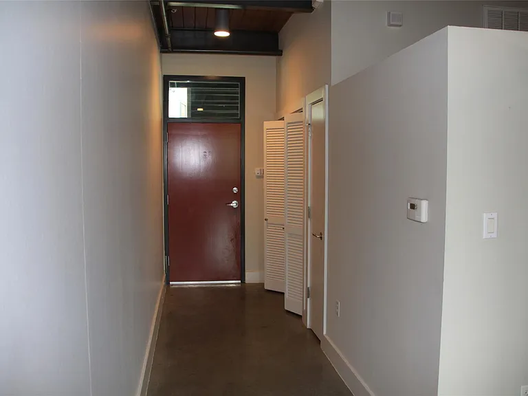 2205 N Lamar Blvd #115 — Photo 16