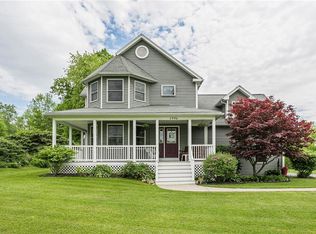 1996 Sherburne Rd, Walworth, NY 14568